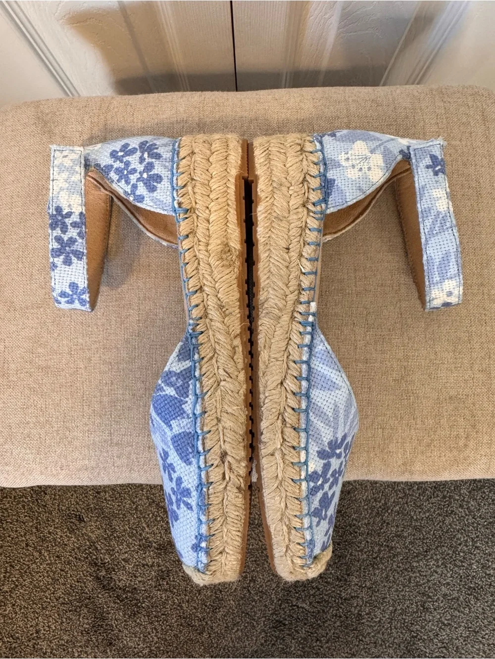 SOUL Naturalizer Women's Blue Floral Espadrille Wedge Ankle Velcro Sandals Sz 6W